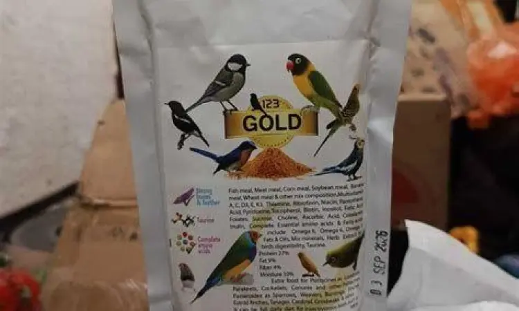 jenis pakan tambahan ternak burung lovebird