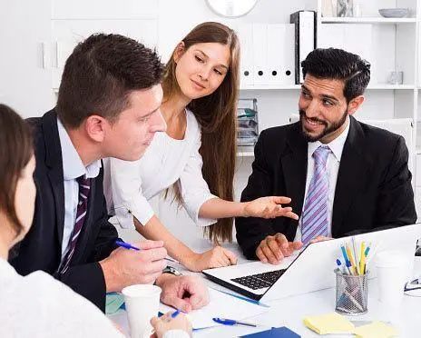 Diskusi Mitra CV Diskusi Mitra CV