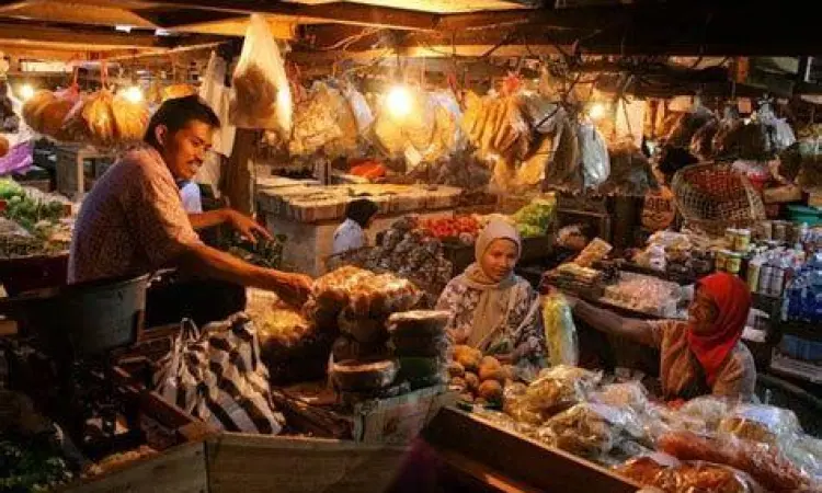 Aktivitas UMKM Mandiri Aktivitas UMKM di Indonesia sebagai contoh badan usaha perseorangan