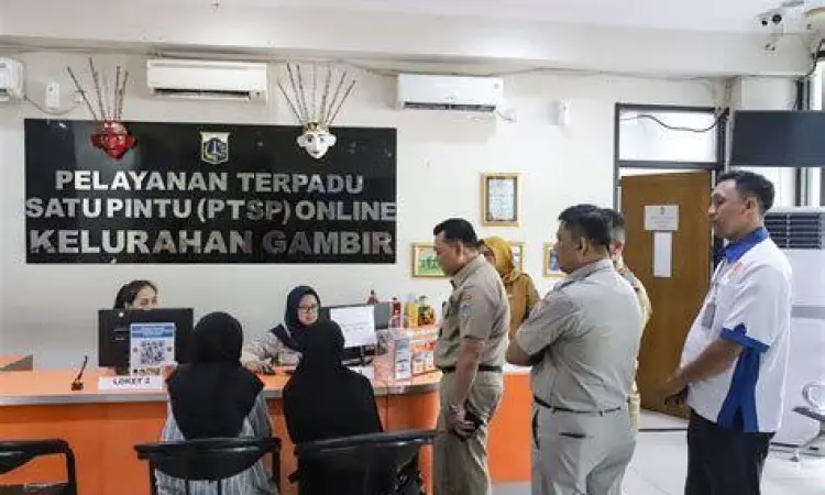 Pelayanan publik di kantor kelurahan untuk pengurusan surat usaha
