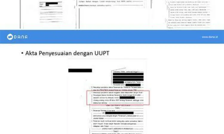 Dokumen resmi akta pendirian dengan stempel notaris