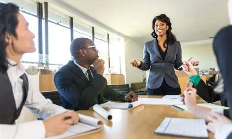 Seminar pelatihan kepemimpinan untuk eksekutif