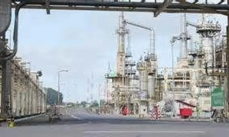 Kilang Minyak Pertamina Fasilitas kilang minyak milik Pertamina di Indonesia