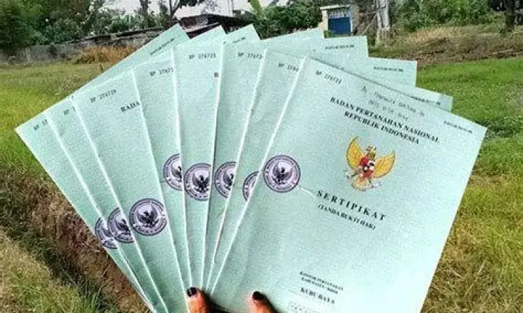 Dokumen sertifikat tanah yang menjadi objek sengketa