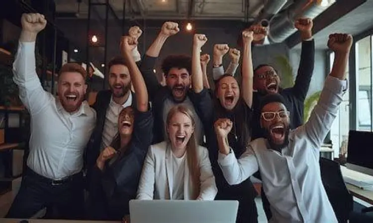 Kesuksesan Eksekusi Bisnis Tim bisnis yang sukses merayakan pencapaian