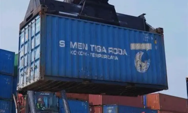 Efisiensi Logistik Pelindo Aktivitas pelabuhan peti kemas setelah konsolidasi Pelindo