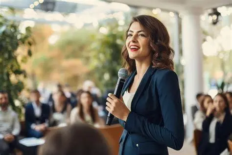 Pidato Kepemimpinan Strategis Suasana pidato kepemimpinan dalam acara korporat