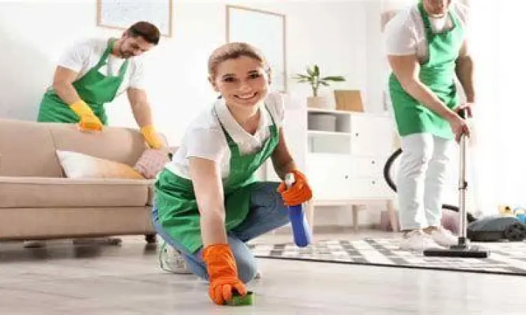 Jasa Cleaning Service Layanan jasa kebersihan rumah modern dengan peralatan canggih