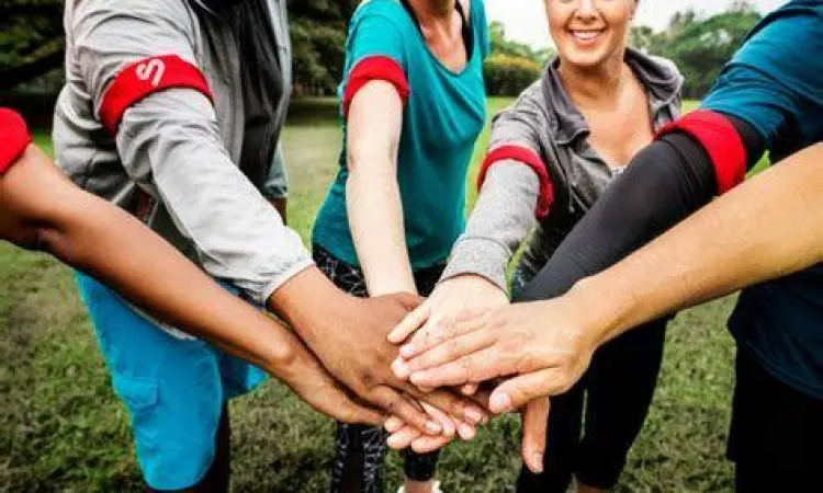 Aktivitas outbound dalam gathering perusahaan