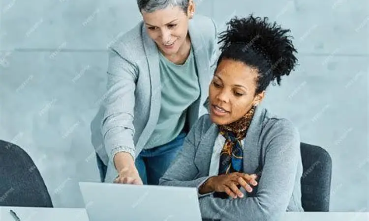 Diskusi Wawancara Bisnis Diskusi antara pewawancara dan pengusaha sukses