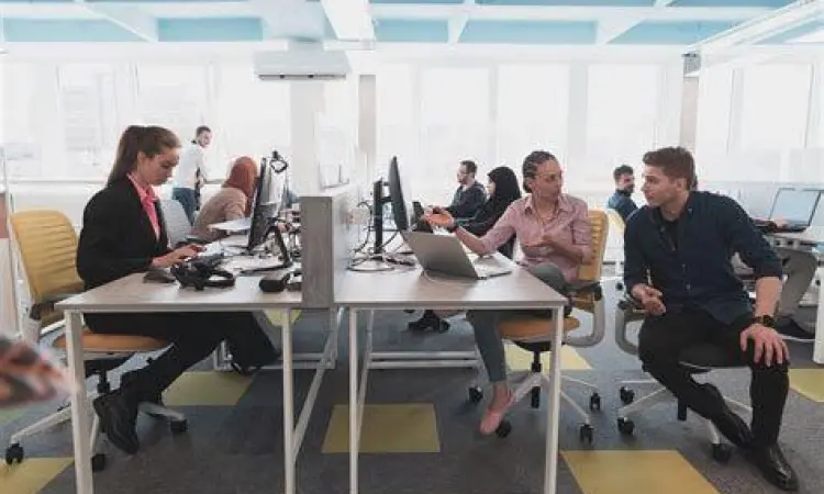 Kolaborasi Tim Kolaborasi tim dalam pemecahan masalah perusahaan