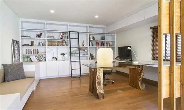 Penataan kantor kubikel minimalis modern