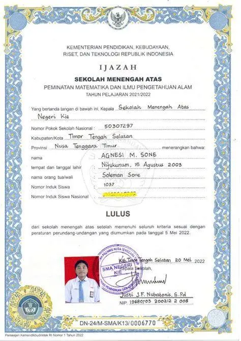 Dokumen Ijazah Asli Ijazah sarjana asli sebagai dokumen berharga