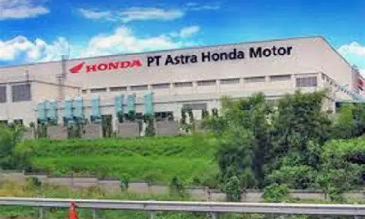 Pabrik perakitan otomotif Astra International