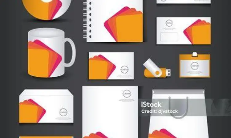 Strategi Branding Nama PT Diskusi tim mengenai branding identitas perusahaan