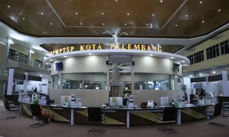 Pelayanan di kantor perusahaan sektor publik