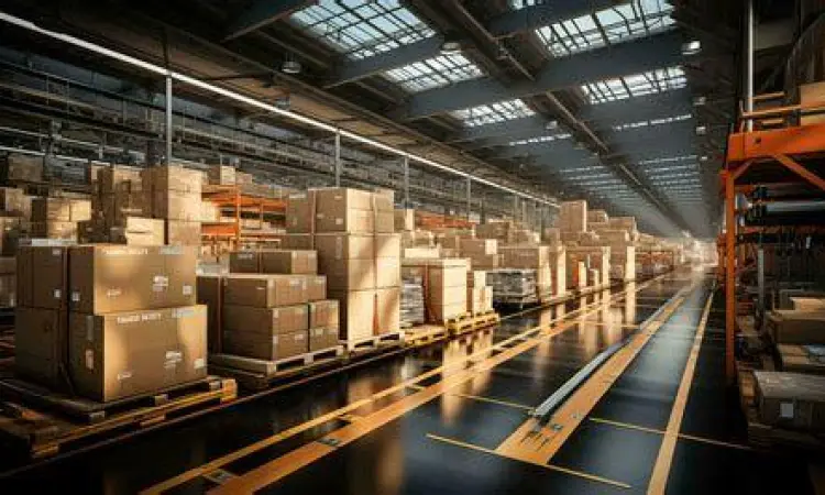 Gudang penyimpanan barang yang tertata rapi